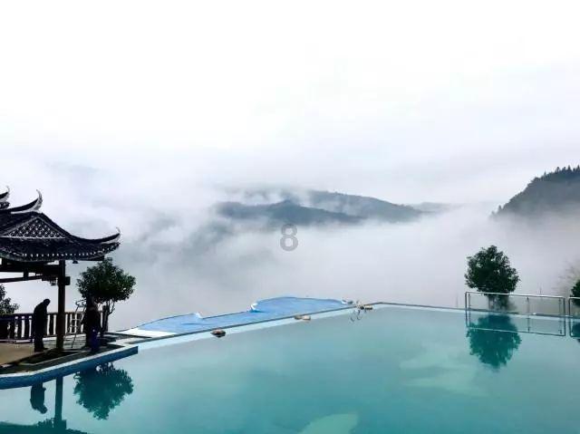 外星球体进黑洞